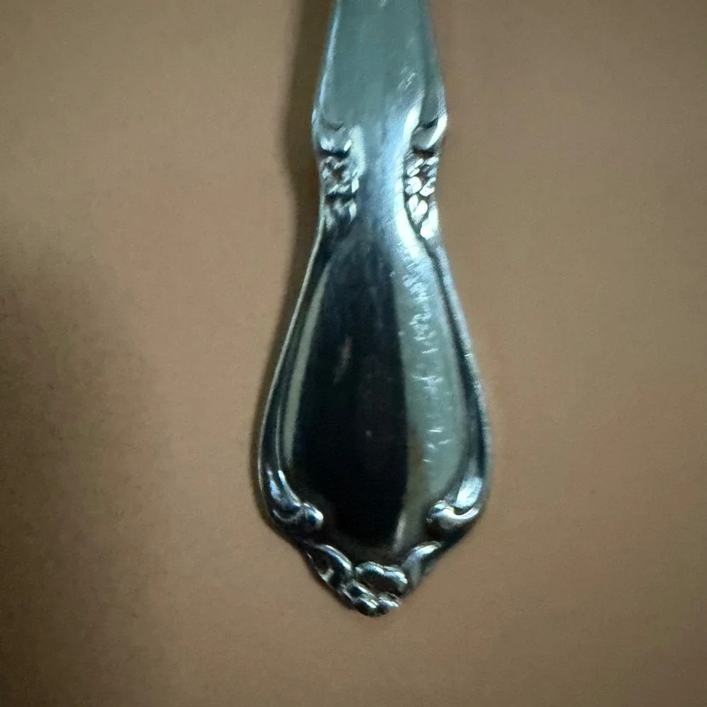 Oneida Chateau Salad Forks Stainless Steel Floral Scroll Set of 10 USA 6.25in